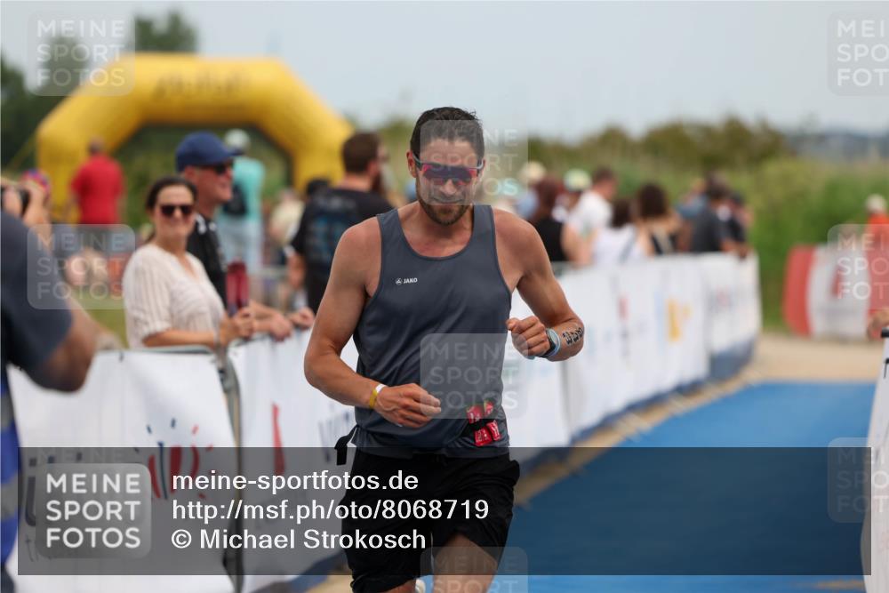 22.06.2025 - Viking Triathlon Michael Strokosch http://msf.ph/oto/8068719 22.06.2025 15:12:30 Ziel 643 meine-sportfotos.de