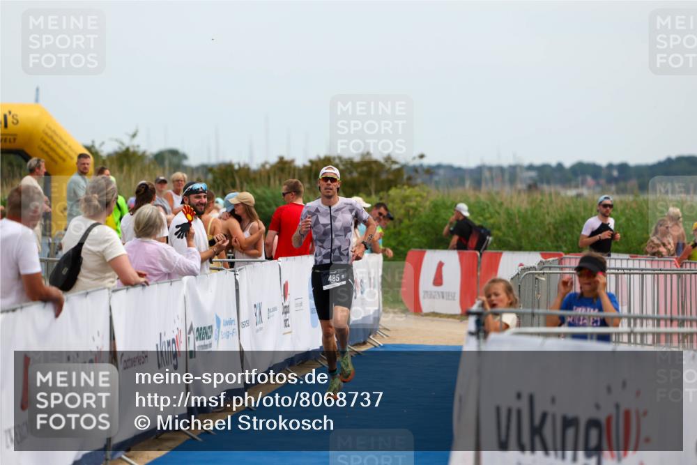 22.06.2025 - Viking Triathlon Michael Strokosch http://msf.ph/oto/8068737 22.06.2025 14:30:56 Ziel 485 meine-sportfotos.de