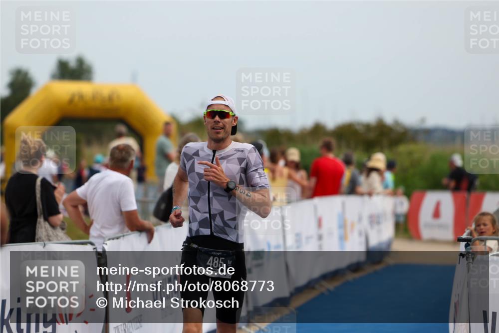 22.06.2025 - Viking Triathlon Michael Strokosch http://msf.ph/oto/8068773 22.06.2025 14:30:59 Ziel 485 meine-sportfotos.de