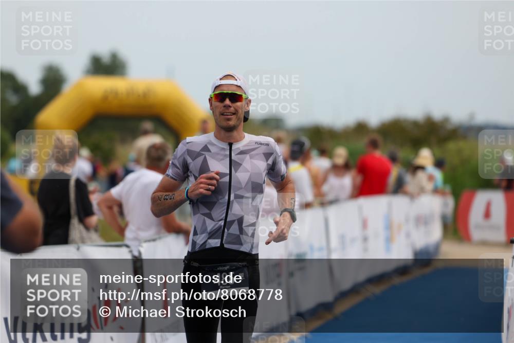 22.06.2025 - Viking Triathlon Michael Strokosch http://msf.ph/oto/8068778 22.06.2025 14:30:59 Ziel 485 meine-sportfotos.de