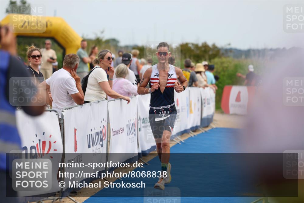 22.06.2025 - Viking Triathlon Michael Strokosch http://msf.ph/oto/8068838 22.06.2025 14:31:11 Ziel 340 meine-sportfotos.de