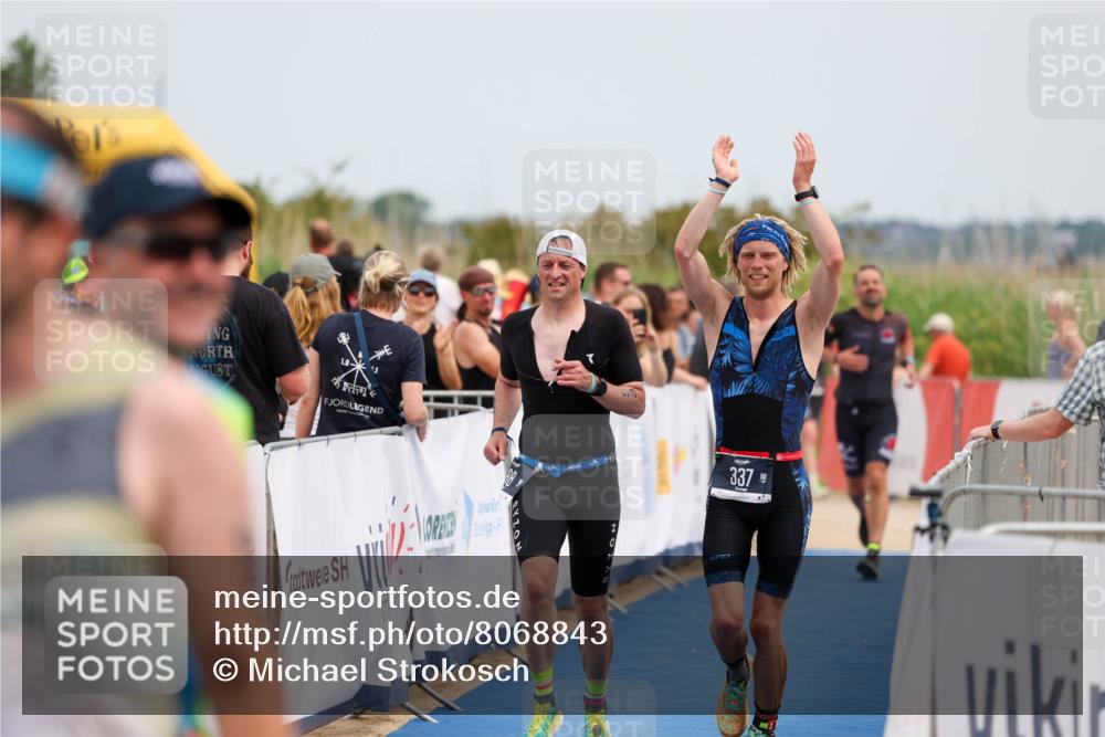 22.06.2025 - Viking Triathlon Michael Strokosch http://msf.ph/oto/8068843 22.06.2025 15:13:12 Ziel 98, 337, 395, 623 meine-sportfotos.de