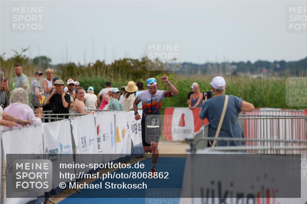 22.06.2025 - Viking Triathlon Michael Strokosch http://msf.ph/oto/8068862 22.06.2025 14:33:10 Ziel 90, 544 meine-sportfotos.de