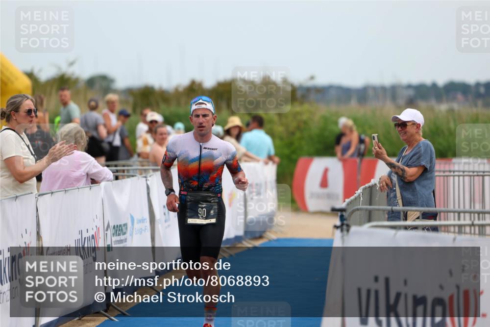 22.06.2025 - Viking Triathlon Michael Strokosch http://msf.ph/oto/8068893 22.06.2025 14:33:12 Ziel 90, 544 meine-sportfotos.de