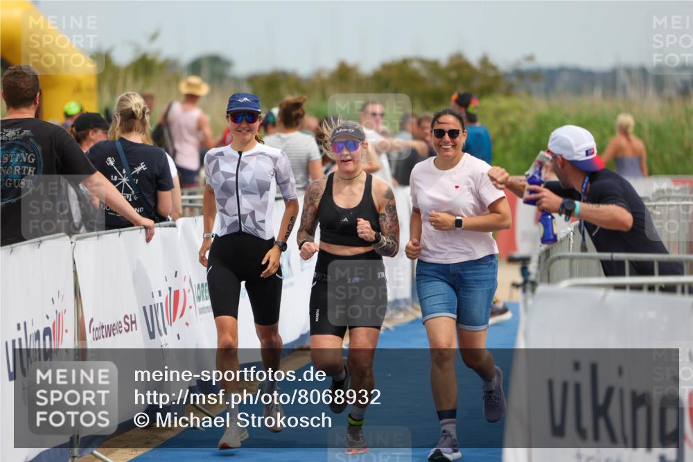 22.06.2025 - Viking Triathlon Michael Strokosch http://msf.ph/oto/8068932 22.06.2025 15:13:41 Ziel 602 meine-sportfotos.de