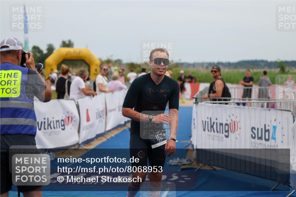 22.06.2025 - Viking Triathlon Michael Strokosch http://msf.ph/oto/8068953 22.06.2025 14:33:51 Ziel 152, 189 meine-sportfotos.de