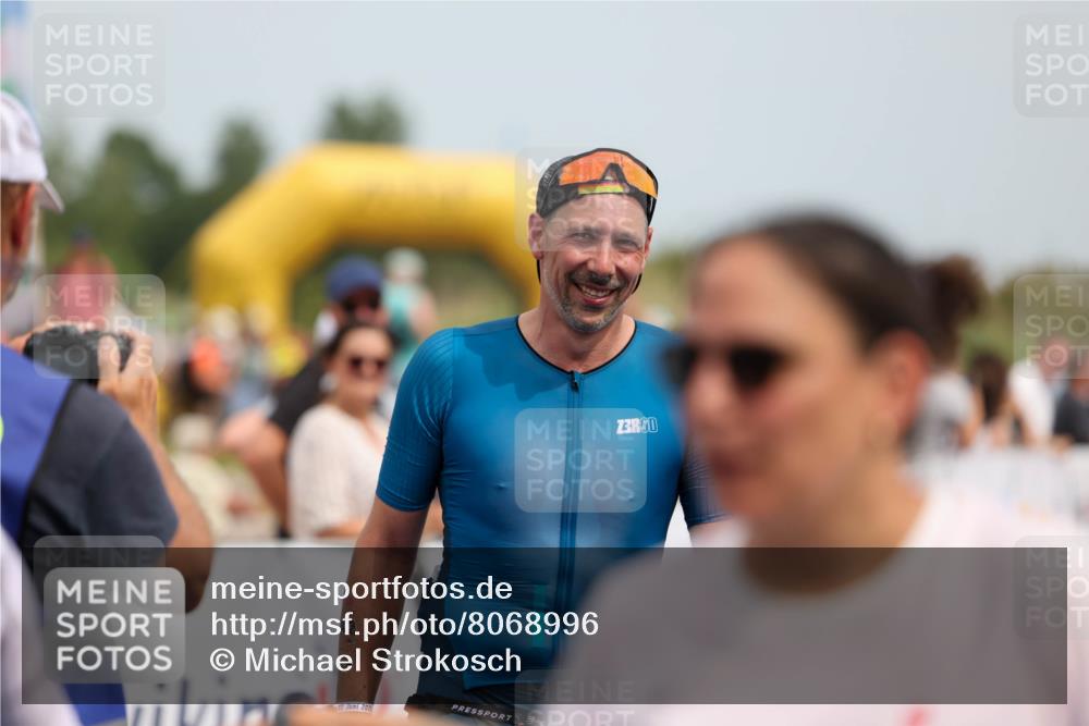 22.06.2025 - Viking Triathlon Michael Strokosch http://msf.ph/oto/8068996 22.06.2025 15:13:49 Ziel 95, 602 meine-sportfotos.de