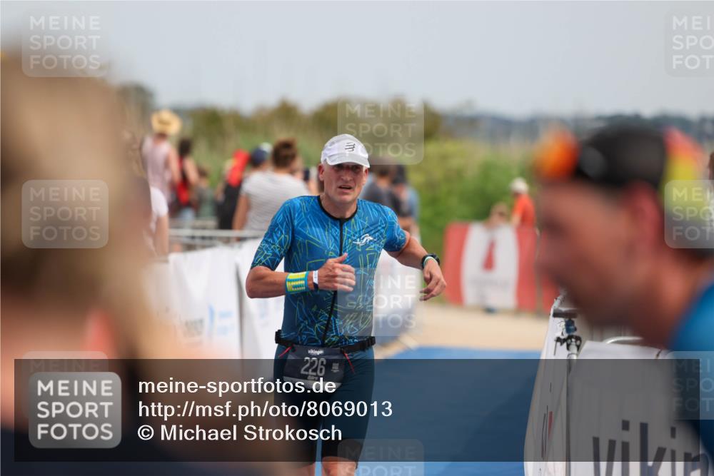 22.06.2025 - Viking Triathlon Michael Strokosch http://msf.ph/oto/8069013 22.06.2025 15:13:56 Ziel 226 meine-sportfotos.de