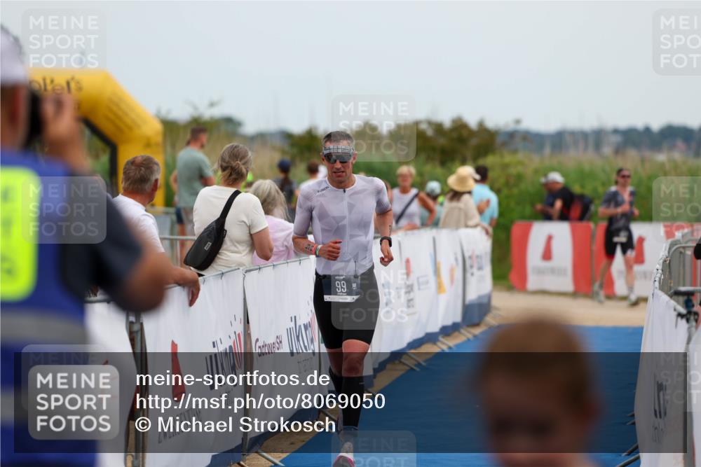 22.06.2025 - Viking Triathlon Michael Strokosch http://msf.ph/oto/8069050 22.06.2025 14:34:28 Ziel 99 meine-sportfotos.de