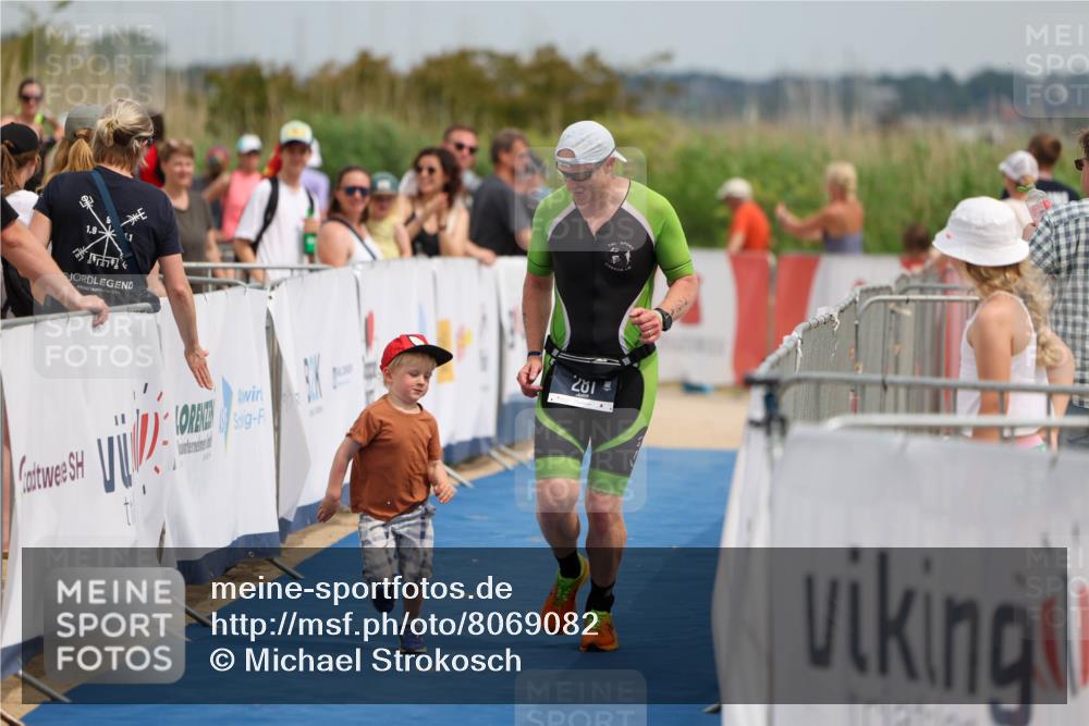 22.06.2025 - Viking Triathlon Michael Strokosch http://msf.ph/oto/8069082 22.06.2025 15:14:31 Ziel 281 meine-sportfotos.de