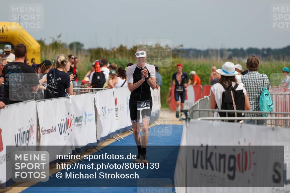 22.06.2025 - Viking Triathlon Michael Strokosch http://msf.ph/oto/8069139 22.06.2025 15:14:52 Ziel 264 meine-sportfotos.de