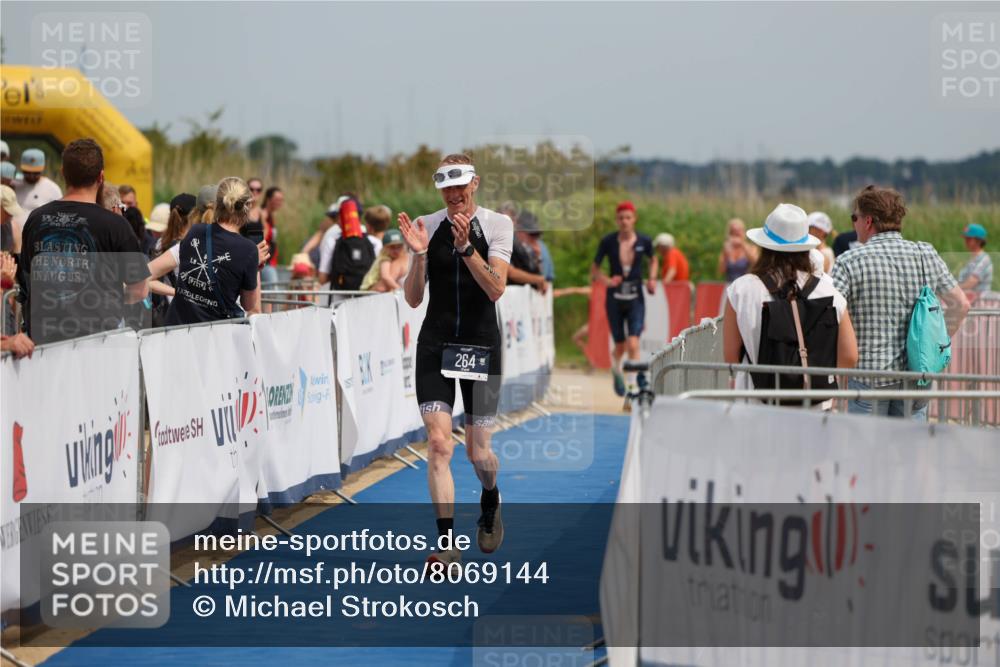 22.06.2025 - Viking Triathlon Michael Strokosch http://msf.ph/oto/8069144 22.06.2025 15:14:53 Ziel 264 meine-sportfotos.de