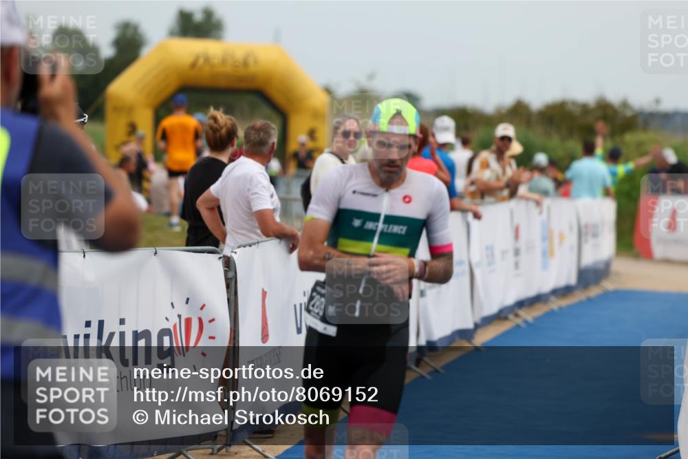22.06.2025 - Viking Triathlon Michael Strokosch http://msf.ph/oto/8069152 22.06.2025 14:37:09 Ziel 289 meine-sportfotos.de
