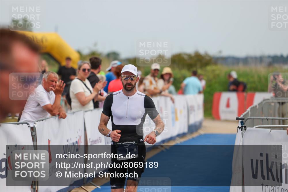 22.06.2025 - Viking Triathlon Michael Strokosch http://msf.ph/oto/8069189 22.06.2025 14:37:46 Ziel 7 meine-sportfotos.de