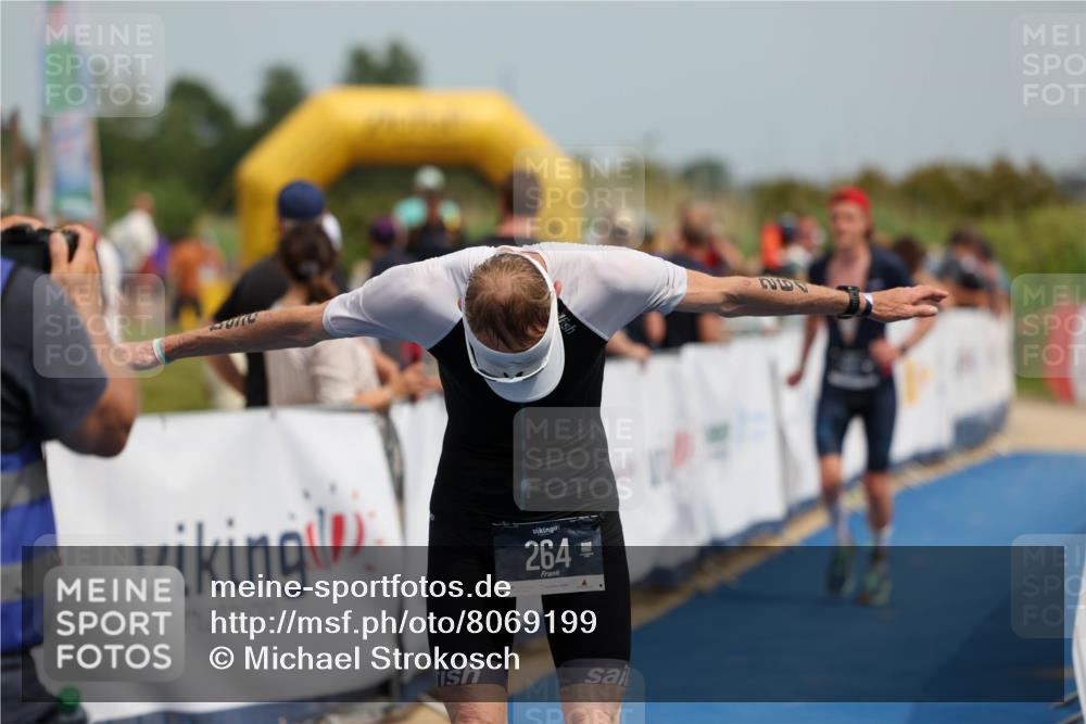 22.06.2025 - Viking Triathlon Michael Strokosch http://msf.ph/oto/8069199 22.06.2025 15:14:58 Ziel 264, 377 meine-sportfotos.de