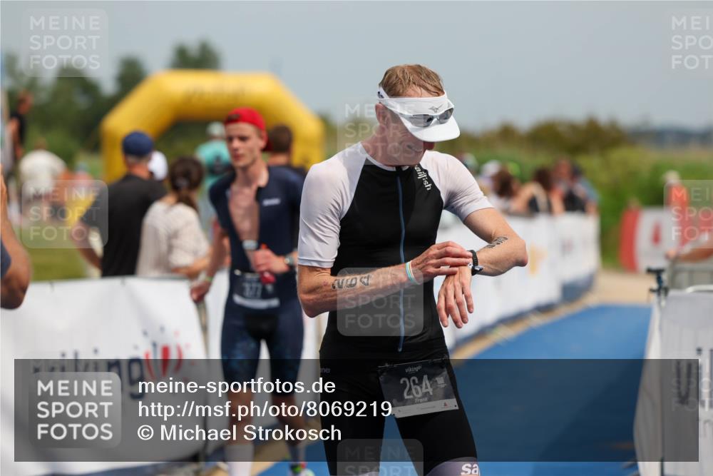 22.06.2025 - Viking Triathlon Michael Strokosch http://msf.ph/oto/8069219 22.06.2025 15:15:00 Ziel 264, 377 meine-sportfotos.de