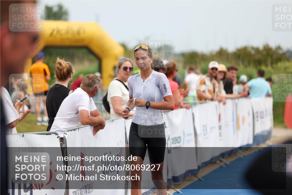 22.06.2025 - Viking Triathlon Michael Strokosch http://msf.ph/oto/8069227 22.06.2025 14:38:00 Ziel 13 meine-sportfotos.de