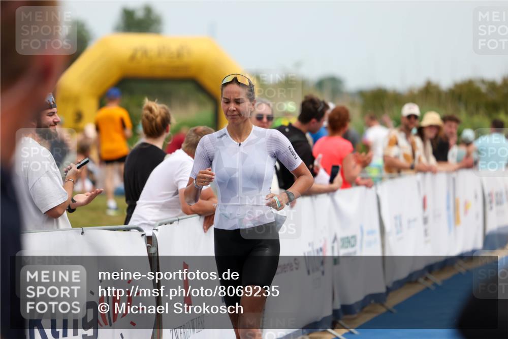 22.06.2025 - Viking Triathlon Michael Strokosch http://msf.ph/oto/8069235 22.06.2025 14:38:01 Ziel 13 meine-sportfotos.de