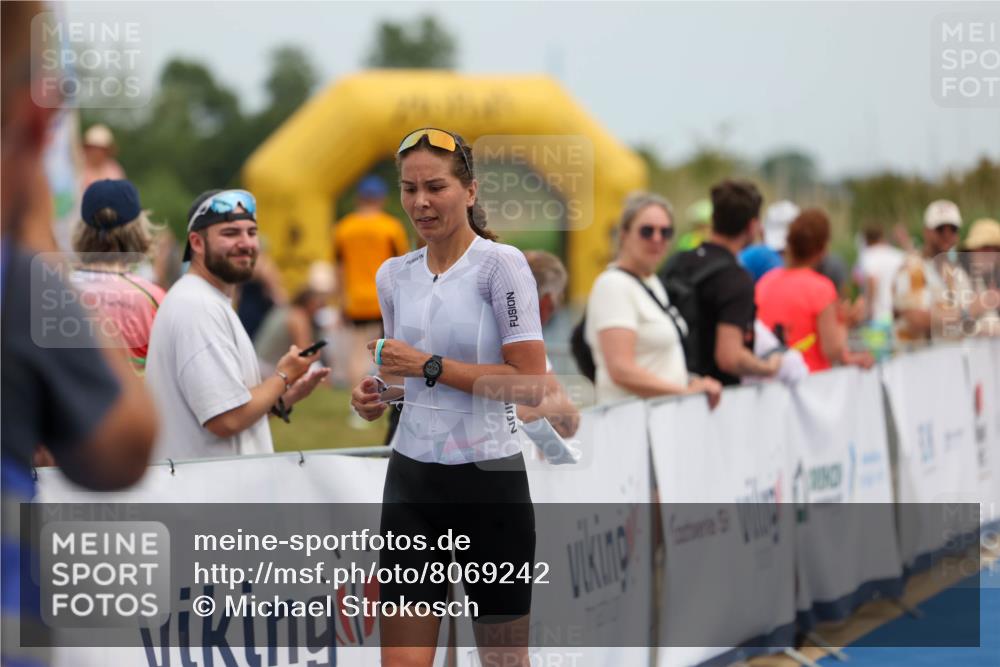 22.06.2025 - Viking Triathlon Michael Strokosch http://msf.ph/oto/8069242 22.06.2025 14:38:01 Ziel 13 meine-sportfotos.de
