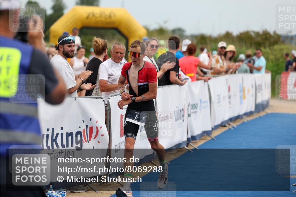 22.06.2025 - Viking Triathlon Michael Strokosch http://msf.ph/oto/8069288 22.06.2025 14:39:06 Ziel 5, 258 meine-sportfotos.de