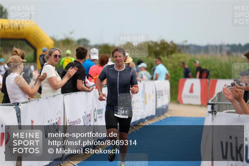 22.06.2025 - Viking Triathlon Michael Strokosch http://msf.ph/oto/8069314 22.06.2025 14:39:39 Ziel 384 meine-sportfotos.de