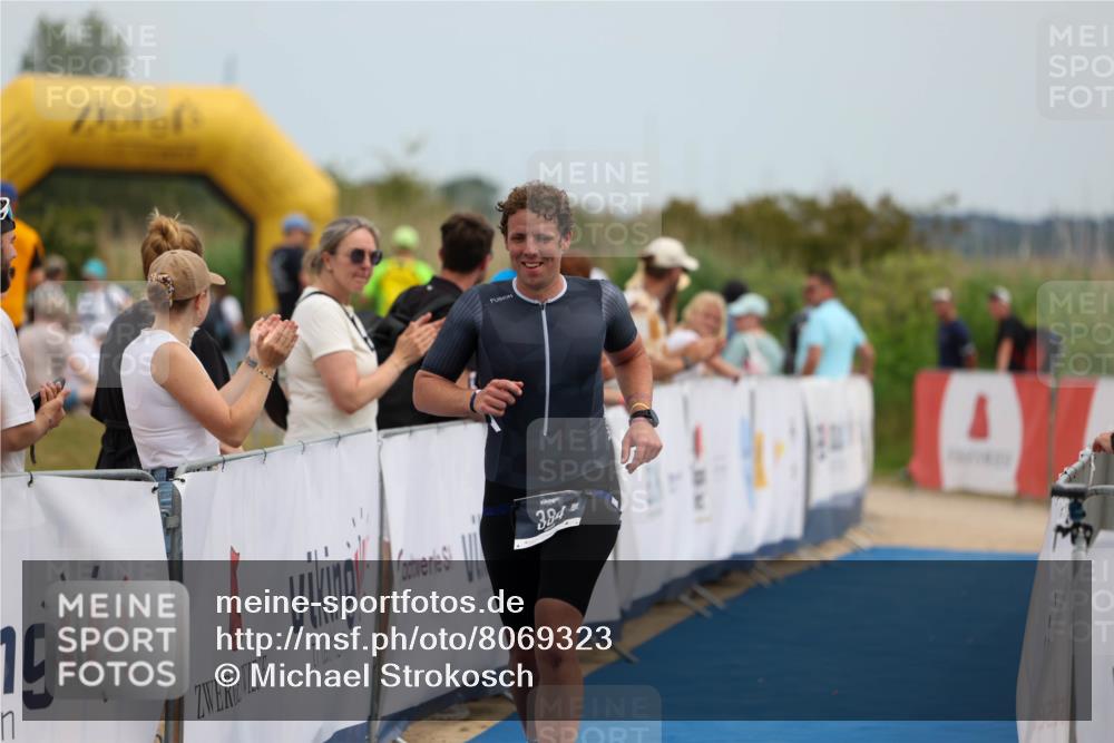 22.06.2025 - Viking Triathlon Michael Strokosch http://msf.ph/oto/8069323 22.06.2025 14:39:40 Ziel 384 meine-sportfotos.de