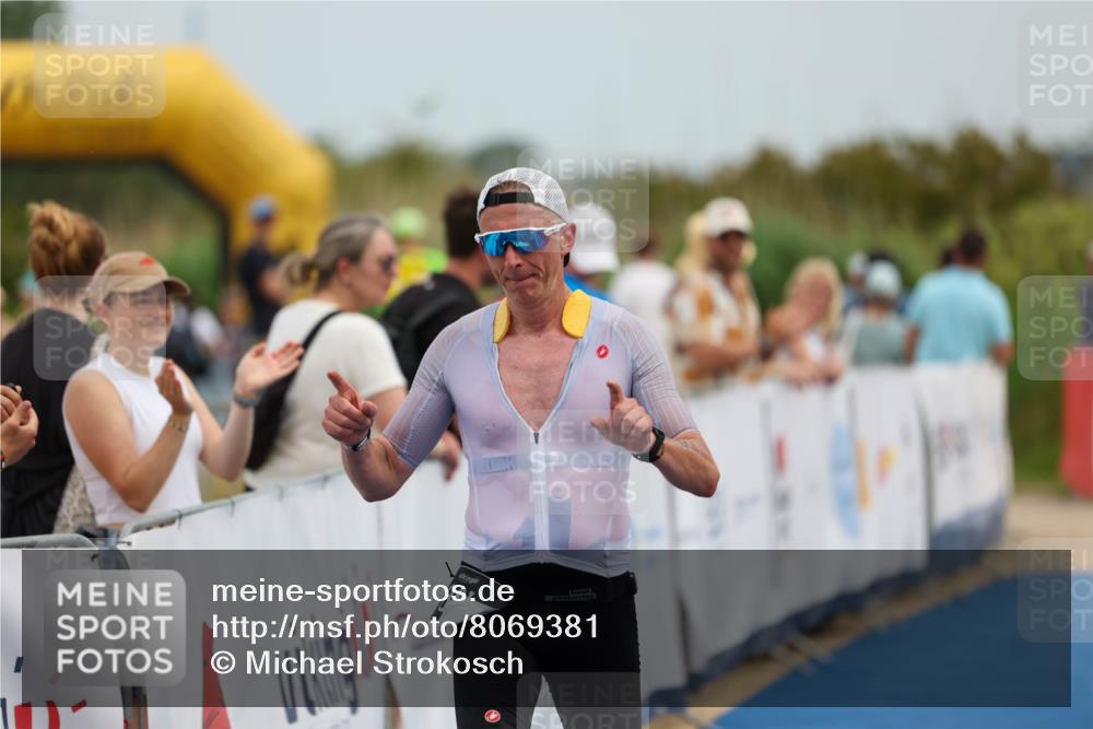 22.06.2025 - Viking Triathlon Michael Strokosch http://msf.ph/oto/8069381 22.06.2025 14:40:01 Ziel 381 meine-sportfotos.de