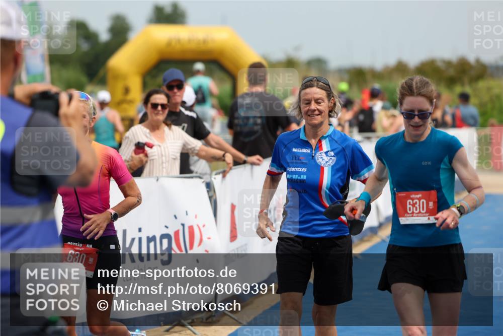 22.06.2025 - Viking Triathlon Michael Strokosch http://msf.ph/oto/8069391 22.06.2025 15:16:23 Ziel 630 meine-sportfotos.de