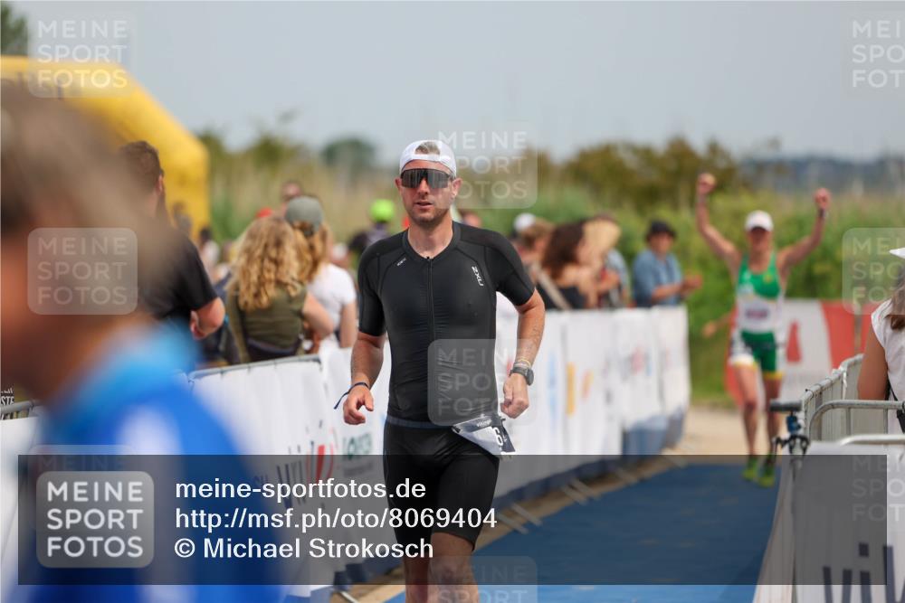 22.06.2025 - Viking Triathlon Michael Strokosch http://msf.ph/oto/8069404 22.06.2025 15:16:29 Ziel 266 meine-sportfotos.de