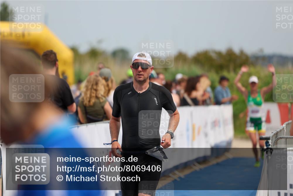 22.06.2025 - Viking Triathlon Michael Strokosch http://msf.ph/oto/8069406 22.06.2025 15:16:29 Ziel 266 meine-sportfotos.de