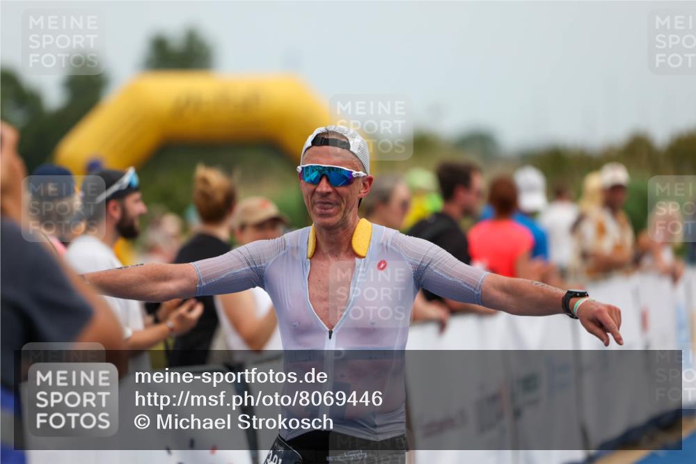 22.06.2025 - Viking Triathlon Michael Strokosch http://msf.ph/oto/8069446 22.06.2025 14:40:02 Ziel 381 meine-sportfotos.de