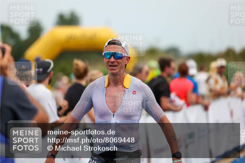 22.06.2025 - Viking Triathlon Michael Strokosch http://msf.ph/oto/8069448 22.06.2025 14:40:02 Ziel 381 meine-sportfotos.de