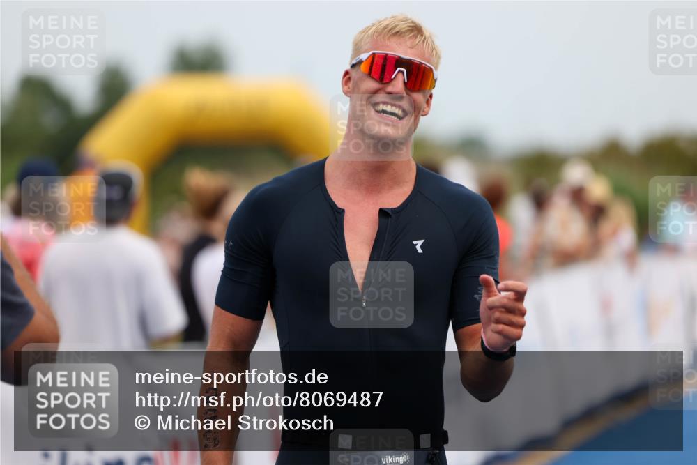 22.06.2025 - Viking Triathlon Michael Strokosch http://msf.ph/oto/8069487 22.06.2025 14:40:11 Ziel 229 meine-sportfotos.de