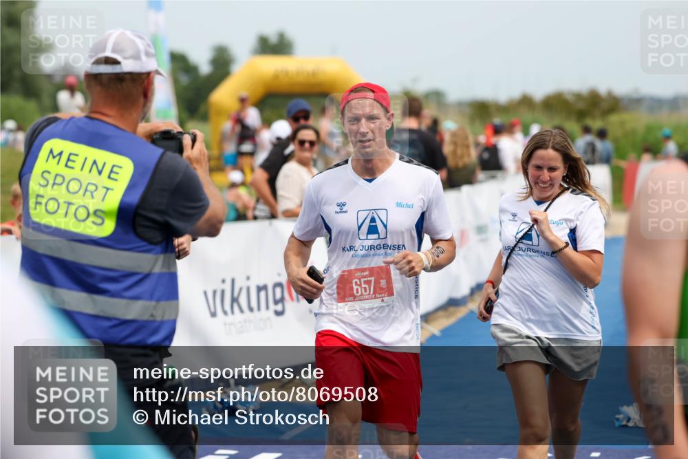 22.06.2025 - Viking Triathlon Michael Strokosch http://msf.ph/oto/8069508 22.06.2025 15:17:16 Ziel 253, 657 meine-sportfotos.de