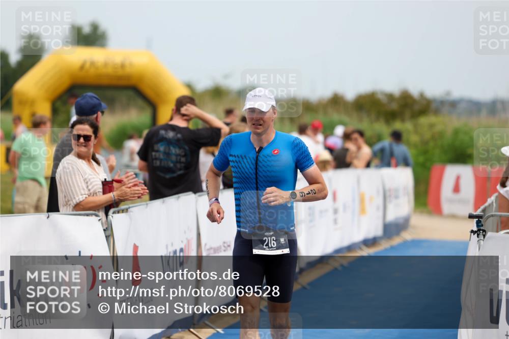 22.06.2025 - Viking Triathlon Michael Strokosch http://msf.ph/oto/8069528 22.06.2025 15:17:34 Ziel 216 meine-sportfotos.de