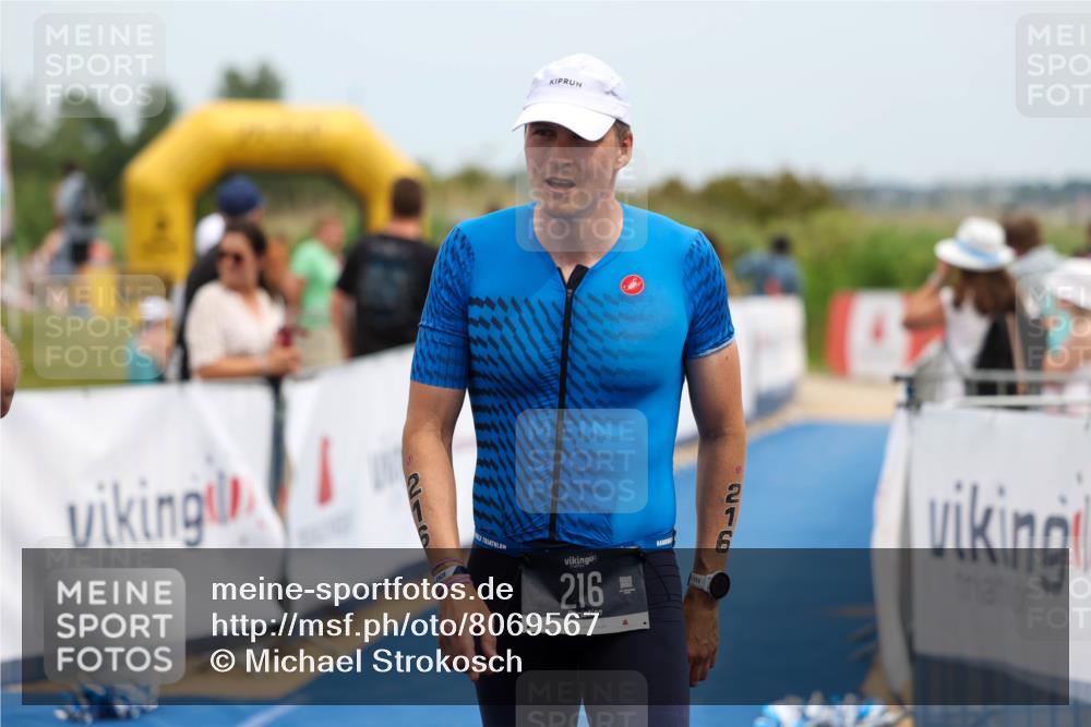 22.06.2025 - Viking Triathlon Michael Strokosch http://msf.ph/oto/8069567 22.06.2025 15:17:37 Ziel 216 meine-sportfotos.de