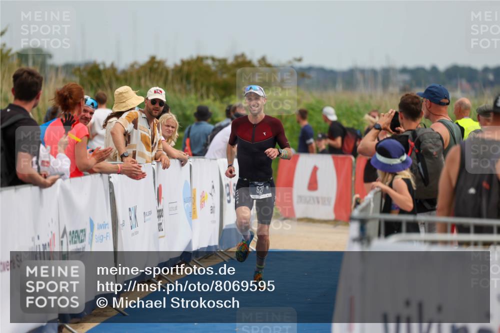 22.06.2025 - Viking Triathlon Michael Strokosch http://msf.ph/oto/8069595 22.06.2025 14:41:56 Ziel 527 meine-sportfotos.de
