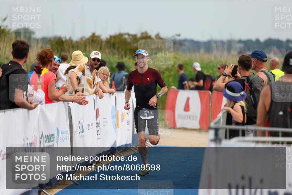 22.06.2025 - Viking Triathlon Michael Strokosch http://msf.ph/oto/8069598 22.06.2025 14:41:56 Ziel 527 meine-sportfotos.de