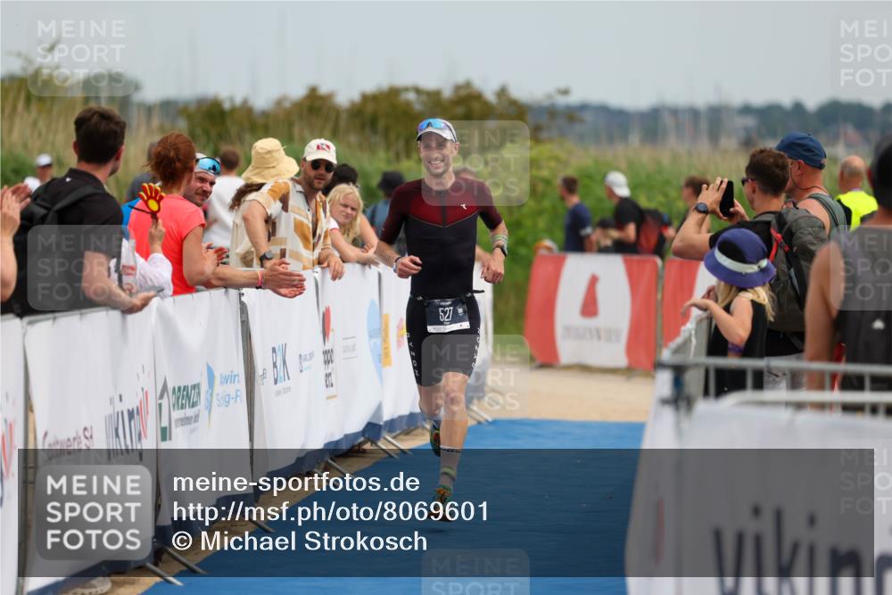 22.06.2025 - Viking Triathlon Michael Strokosch http://msf.ph/oto/8069601 22.06.2025 14:41:57 Ziel 527 meine-sportfotos.de