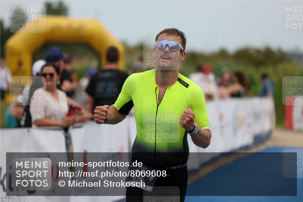22.06.2025 - Viking Triathlon Michael Strokosch http://msf.ph/oto/8069608 22.06.2025 15:17:59 Ziel 312 meine-sportfotos.de