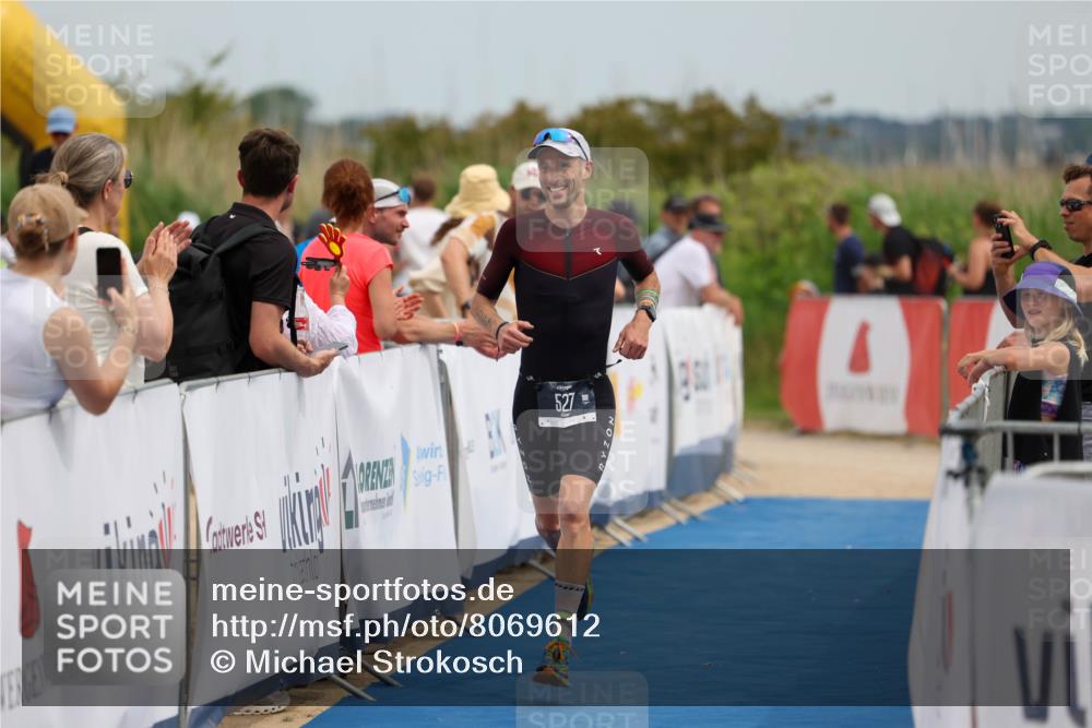 22.06.2025 - Viking Triathlon Michael Strokosch http://msf.ph/oto/8069612 22.06.2025 14:41:57 Ziel 527 meine-sportfotos.de