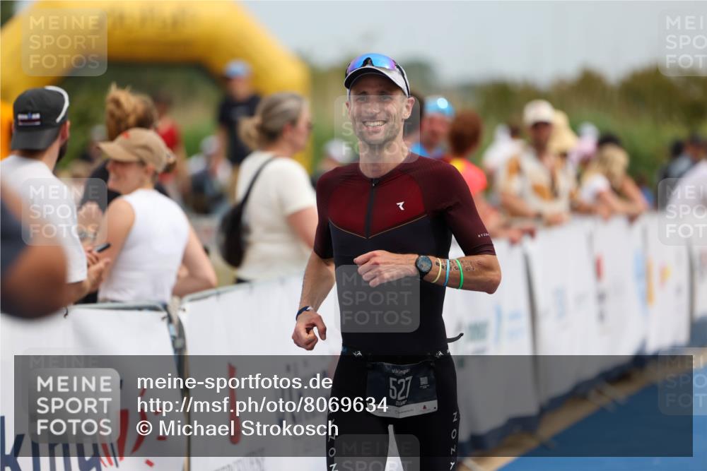 22.06.2025 - Viking Triathlon Michael Strokosch http://msf.ph/oto/8069634 22.06.2025 14:41:59 Ziel 527 meine-sportfotos.de