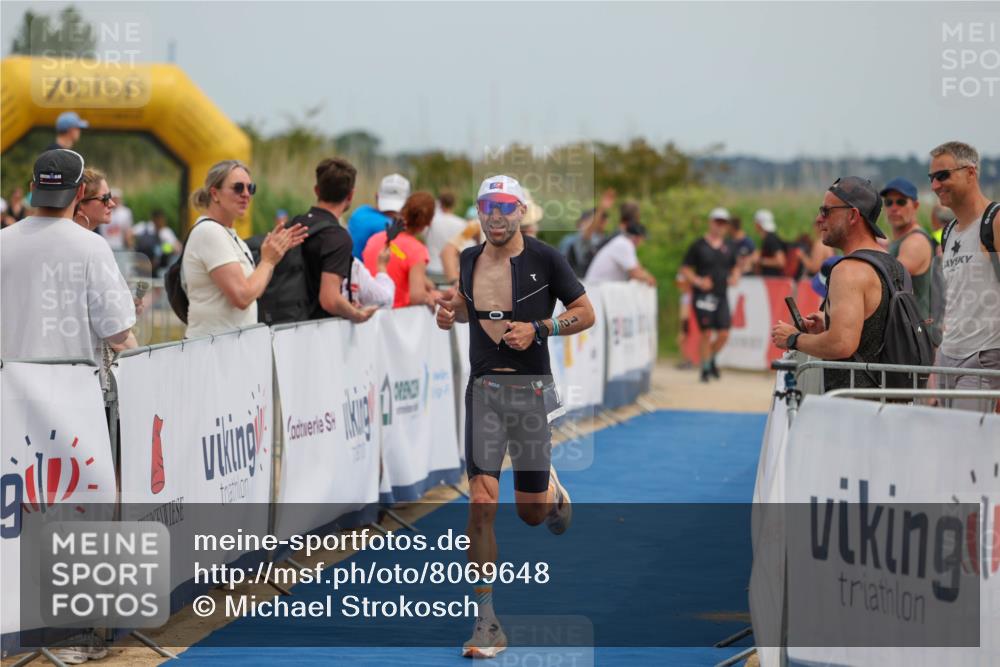 22.06.2025 - Viking Triathlon Michael Strokosch http://msf.ph/oto/8069648 22.06.2025 14:42:09 Ziel 125 meine-sportfotos.de