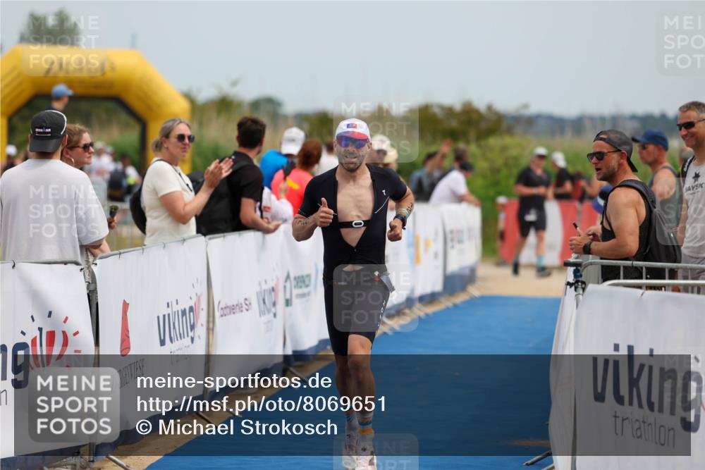 22.06.2025 - Viking Triathlon Michael Strokosch http://msf.ph/oto/8069651 22.06.2025 14:42:10 Ziel 125 meine-sportfotos.de