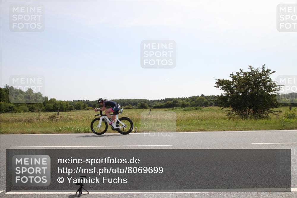 22.06.2025 - Viking Triathlon Yannick Fuchs http://msf.ph/oto/8069699 22.06.2025 11:37:45 Radfahren 147, 438 meine-sportfotos.de