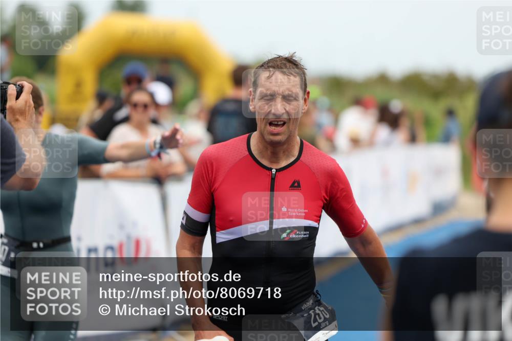 22.06.2025 - Viking Triathlon Michael Strokosch http://msf.ph/oto/8069718 22.06.2025 15:18:29 Ziel 235, 247, 399 meine-sportfotos.de