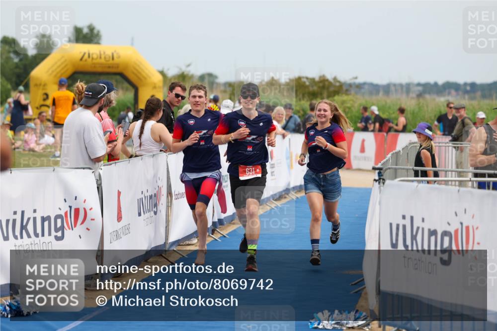 22.06.2025 - Viking Triathlon Michael Strokosch http://msf.ph/oto/8069742 22.06.2025 14:43:03 Ziel 631 meine-sportfotos.de