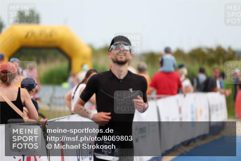 22.06.2025 - Viking Triathlon Michael Strokosch http://msf.ph/oto/8069803 22.06.2025 14:48:34 Ziel 193 meine-sportfotos.de
