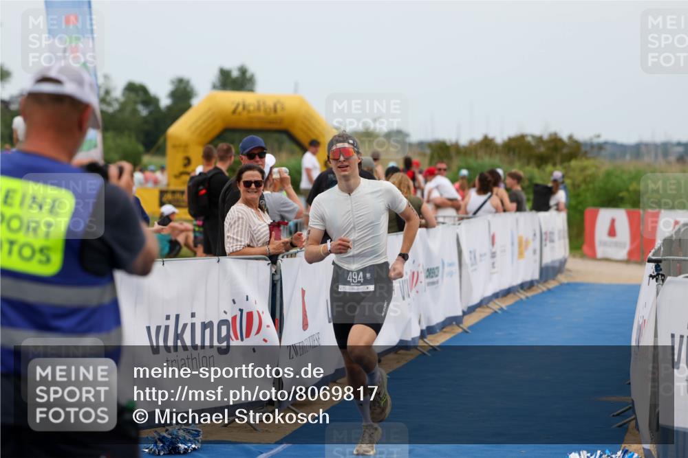 22.06.2025 - Viking Triathlon Michael Strokosch http://msf.ph/oto/8069817 22.06.2025 15:19:19 Ziel 494 meine-sportfotos.de
