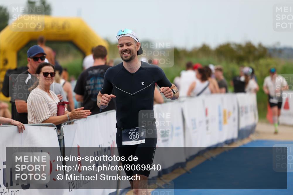 22.06.2025 - Viking Triathlon Michael Strokosch http://msf.ph/oto/8069840 22.06.2025 15:19:30 Ziel 358 meine-sportfotos.de